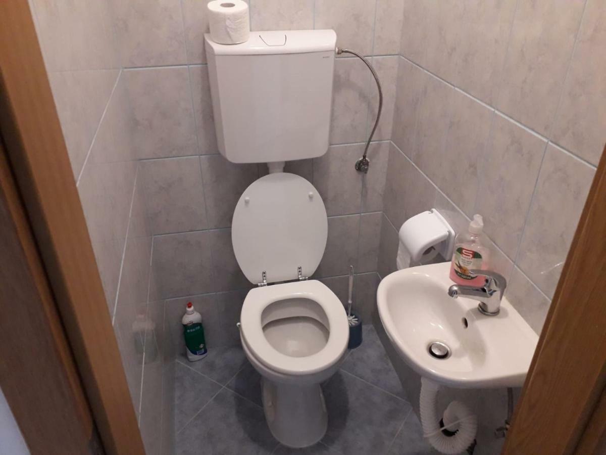 Apartman Ana Srima Εξωτερικό φωτογραφία