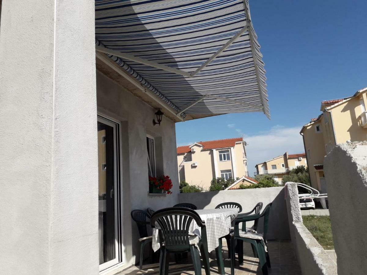 Apartman Ana Srima Εξωτερικό φωτογραφία