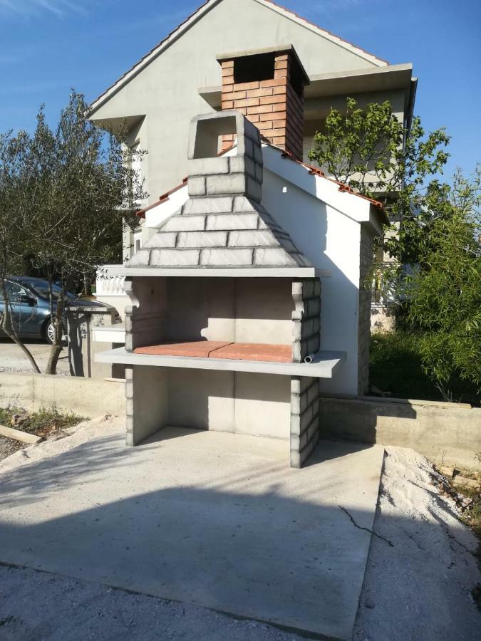 Apartman Ana Srima Εξωτερικό φωτογραφία