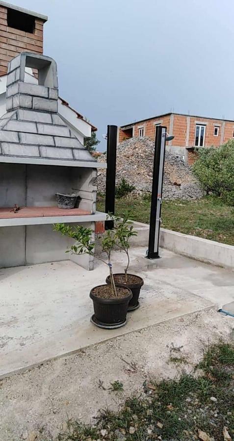 Apartman Ana Srima Εξωτερικό φωτογραφία
